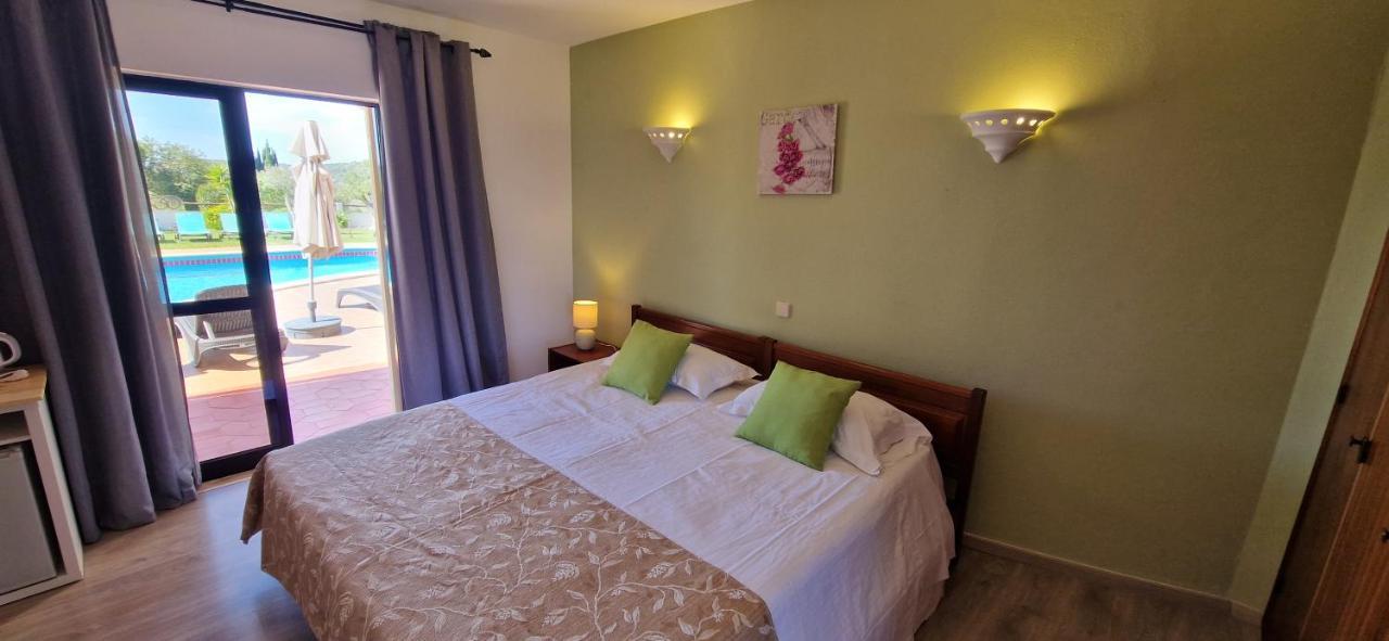 Casa Rosa Montes Hotel Praia Da Luz Exterior photo