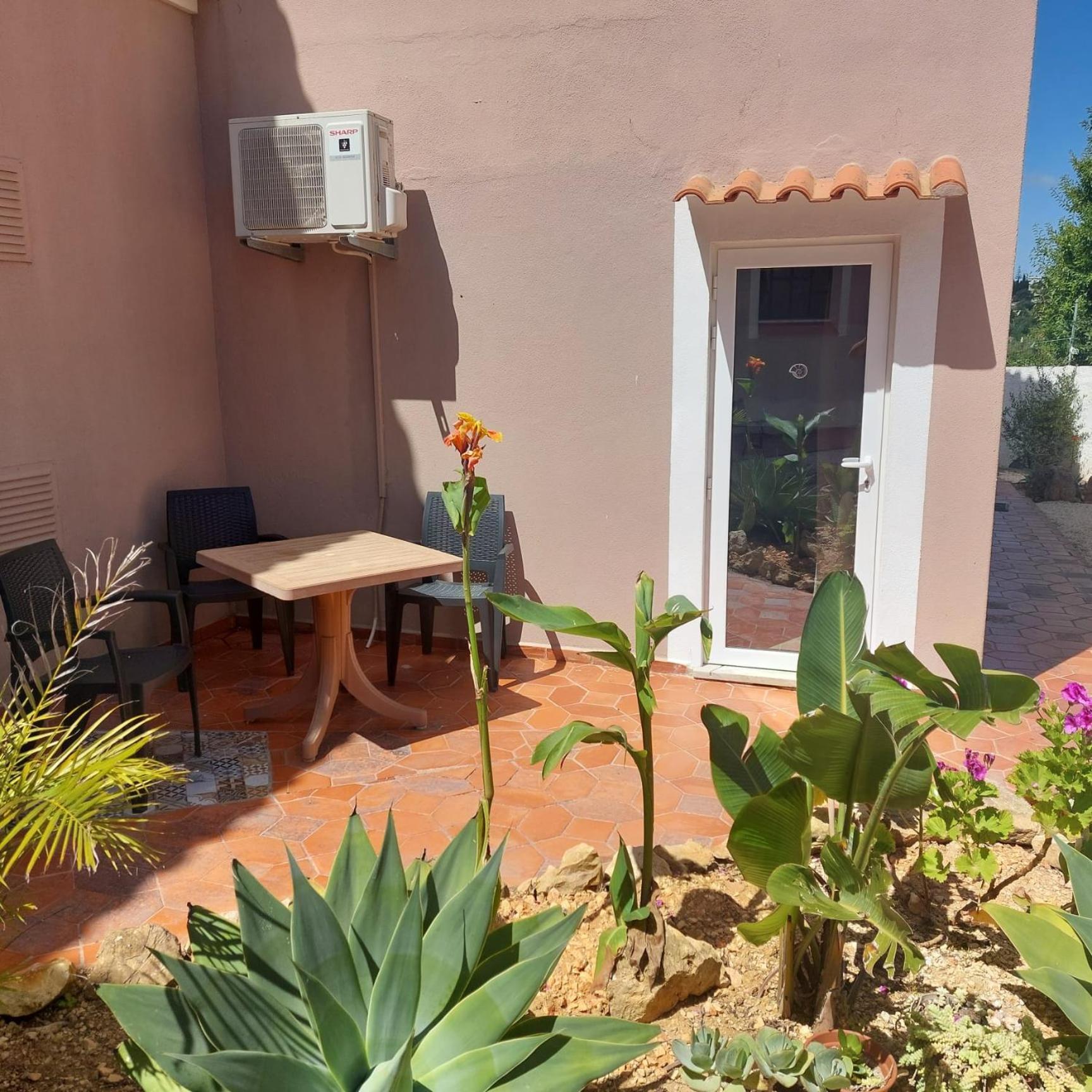 Casa Rosa Montes Hotel Praia Da Luz Exterior photo