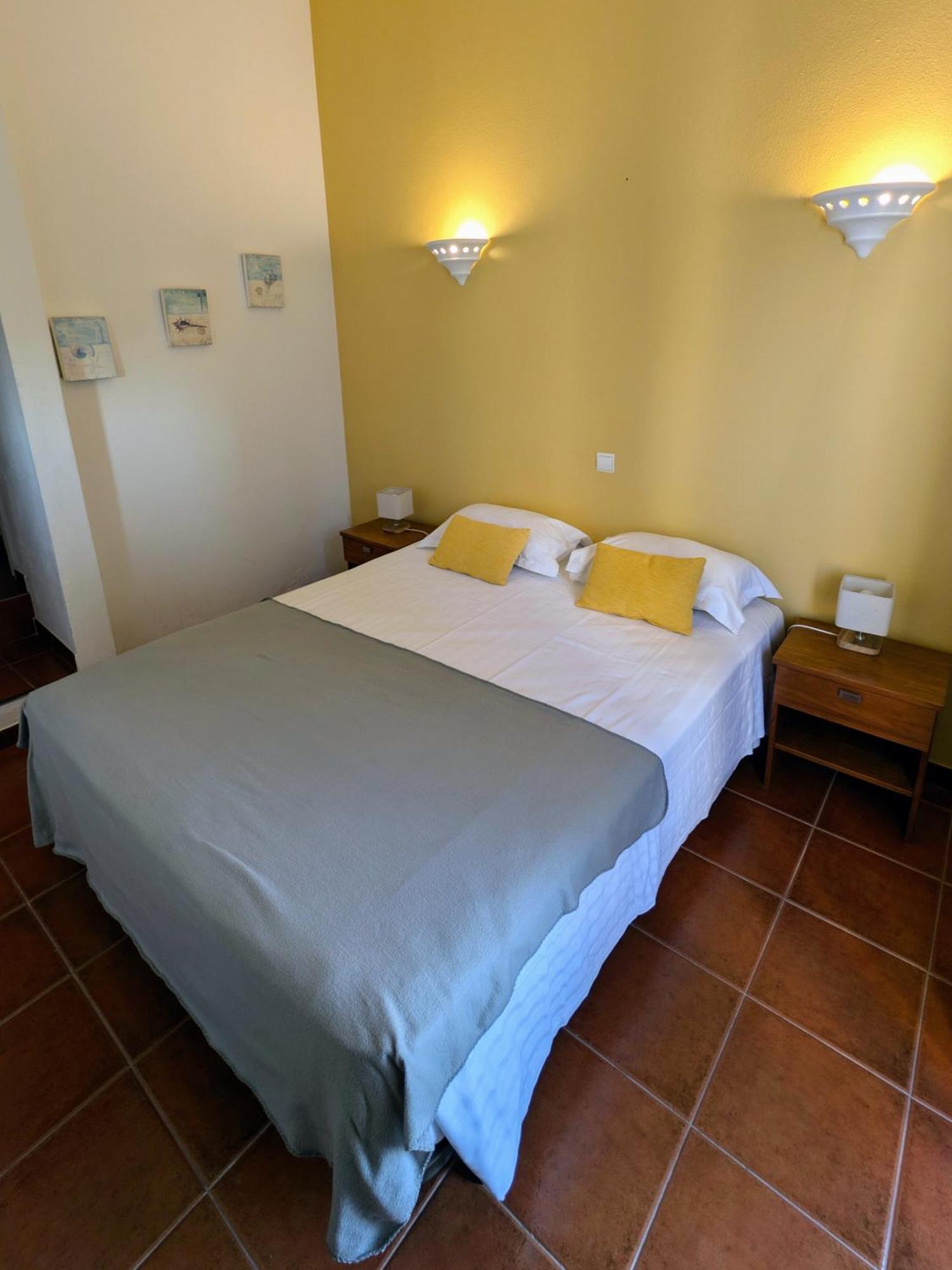 Casa Rosa Montes Hotel Praia Da Luz Exterior photo