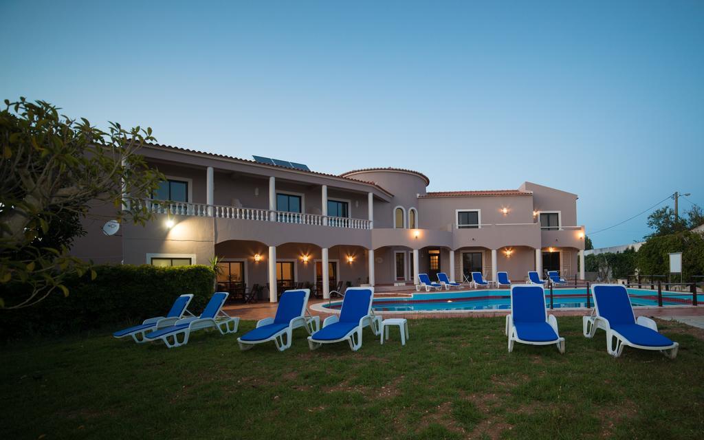 Casa Rosa Montes Hotel Praia Da Luz Exterior photo