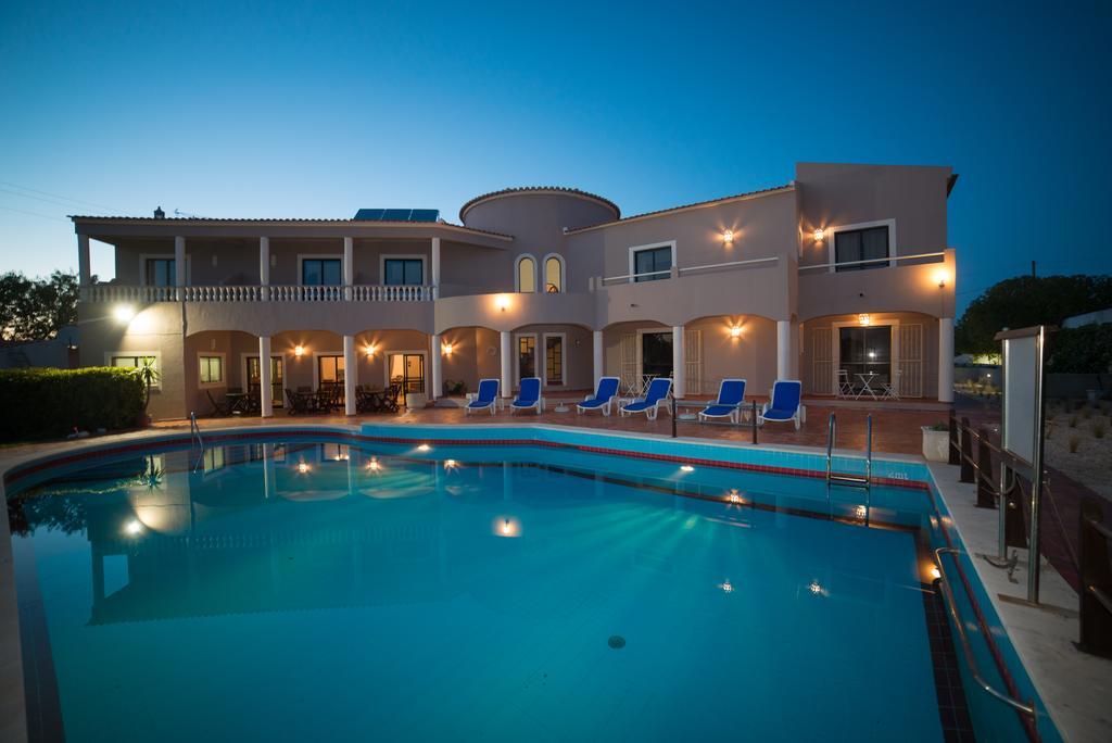 Casa Rosa Montes Hotel Praia Da Luz Exterior photo